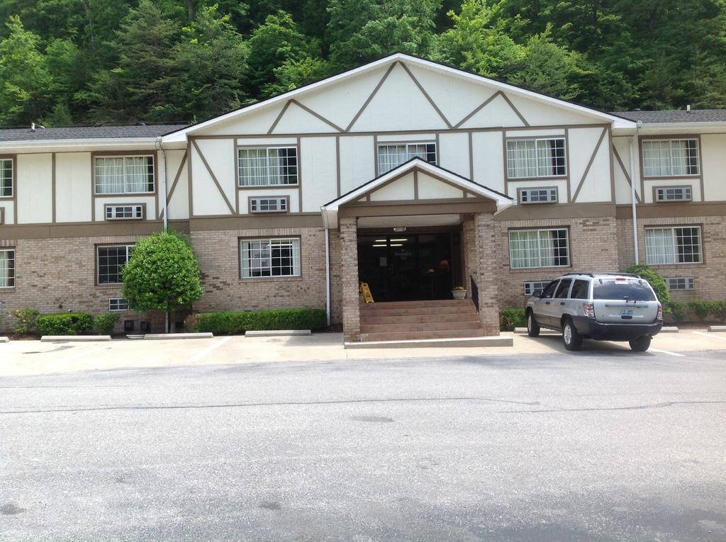 Brookshire Inn Inez ภายนอก รูปภาพ